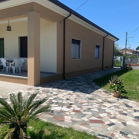 Ca' Fontanini Villa Luni Exterior photo